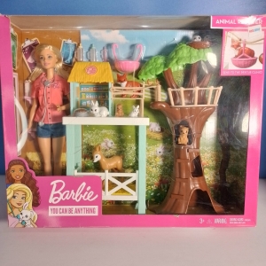 BARBIE DOLL PLAYSET-FCP78