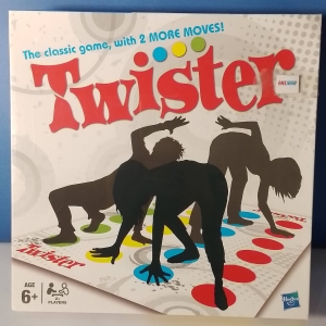 TWISTER BOARD GAME HASBRO-98831